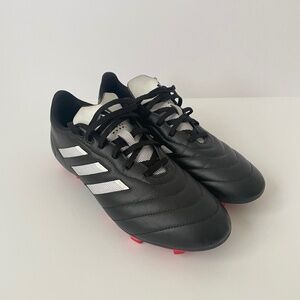 Adidas soccer boots 9,5